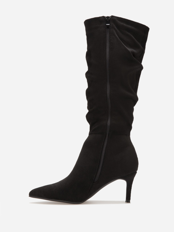 Bottes plissée en suédine noire à talon aiguille