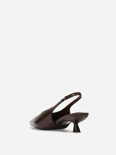 Escarpins marron "almond shoes" à petit talon