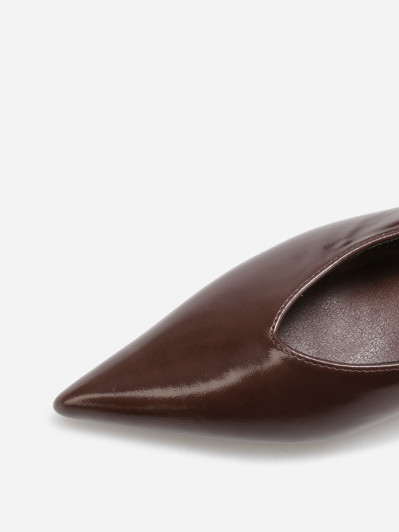 Escarpins marron "almond shoes" à petit talon