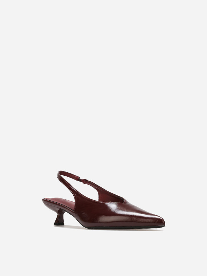 Escarpins bordeaux "almond shoes" à petit talon