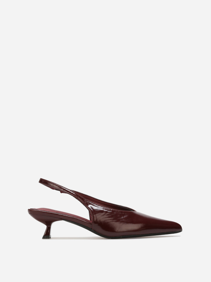 Escarpins bordeaux "almond shoes" à petit talon