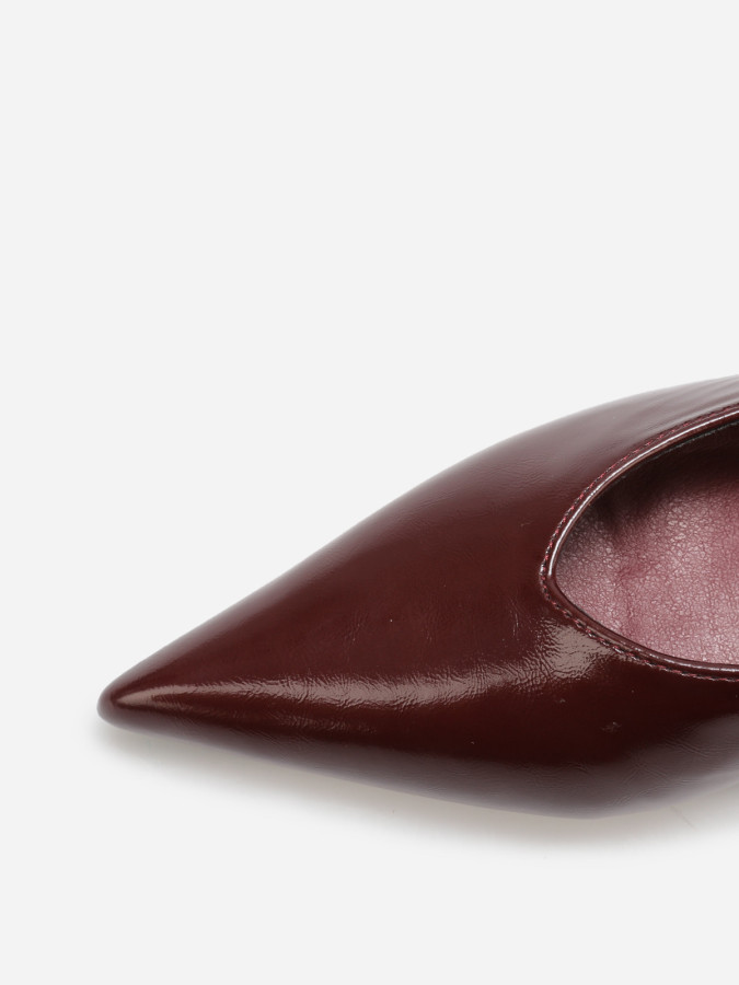 Escarpins bordeaux "almond shoes" à petit talon
