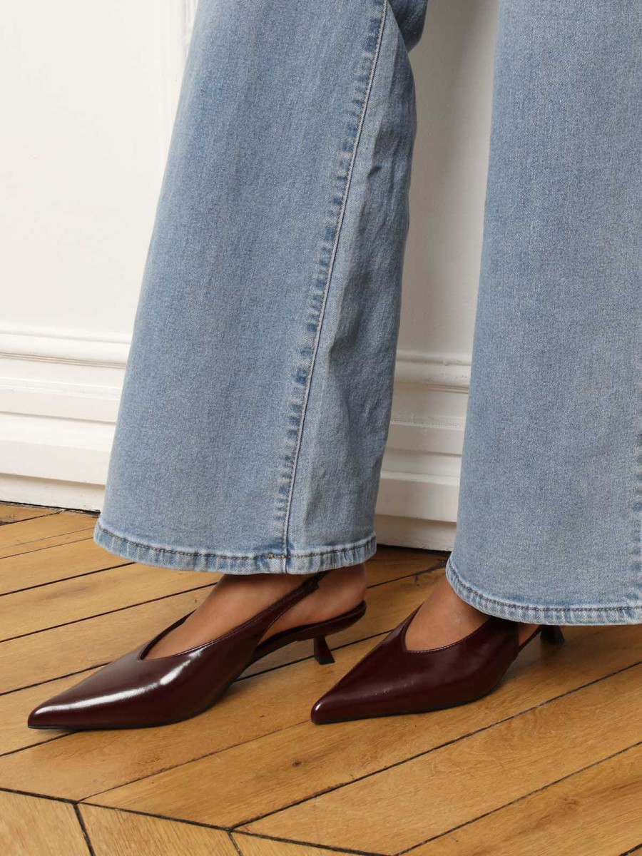 Escarpins bordeaux "almond shoes" à petit talon