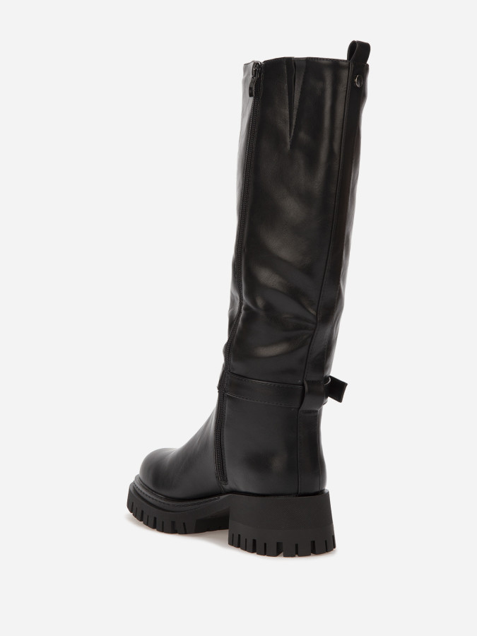 Bottes crantées noires avec bride à boucle