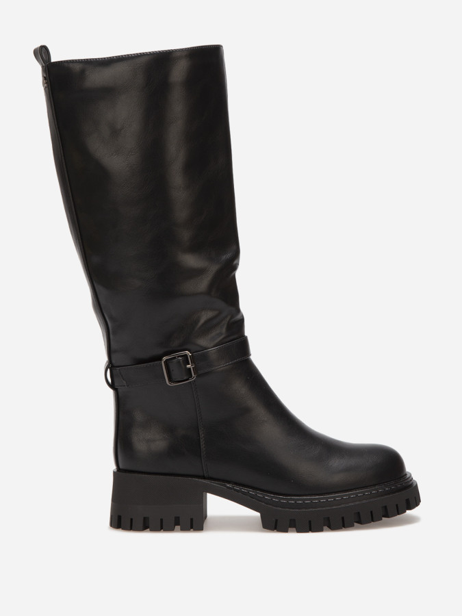 Bottes crantées noires avec bride à boucle