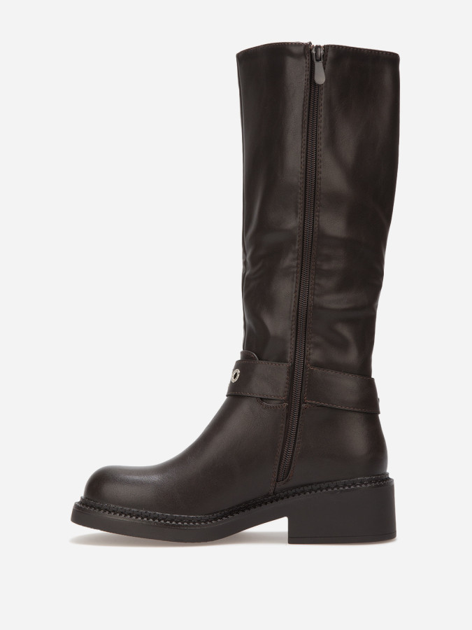 Bottes marron avec bride ceinture à oeillets