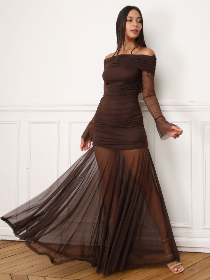 Robe bardot drapée en tulle marron