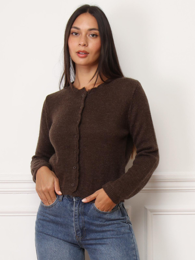 Cardigan festonné marron à petits boutons