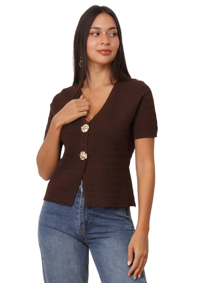 Top texturé marron à boutons dorés