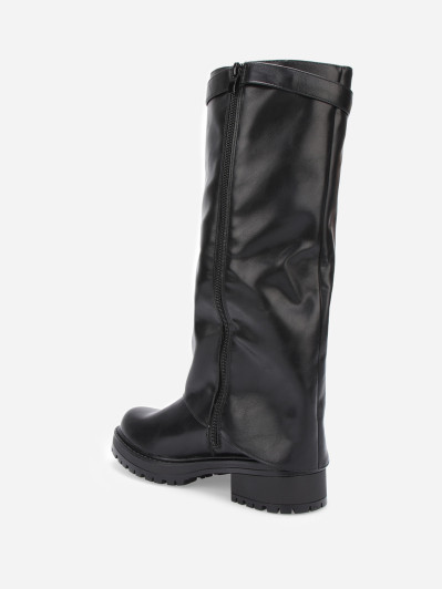 Bottes crantées à revers