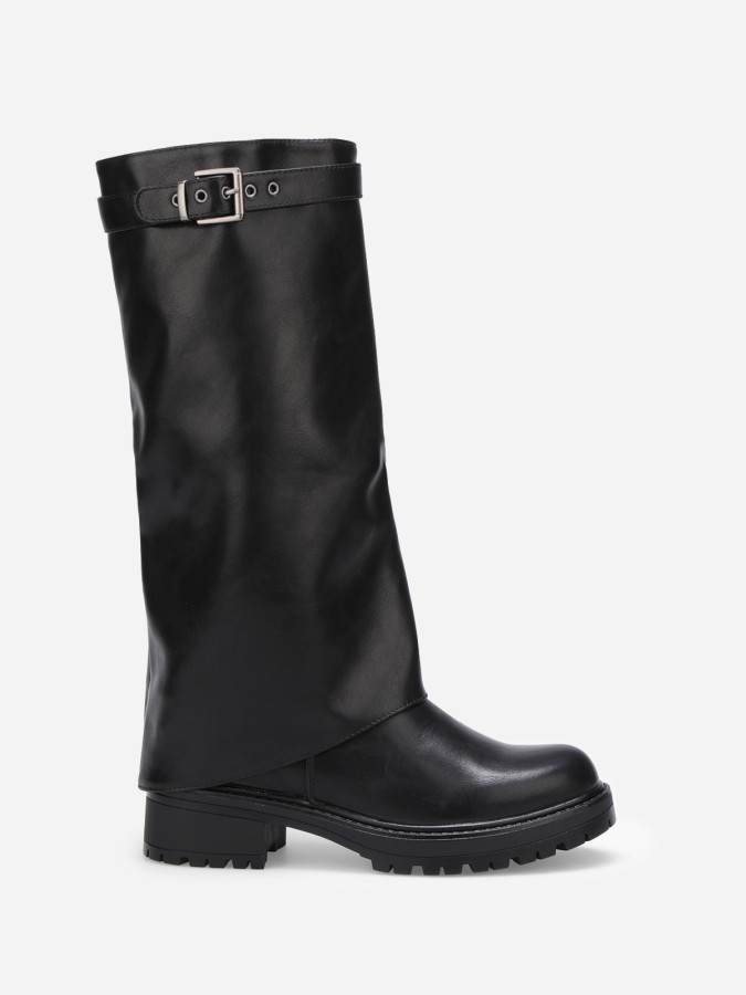 Bottes crantées à revers