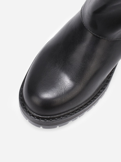 Bottes crantées à revers