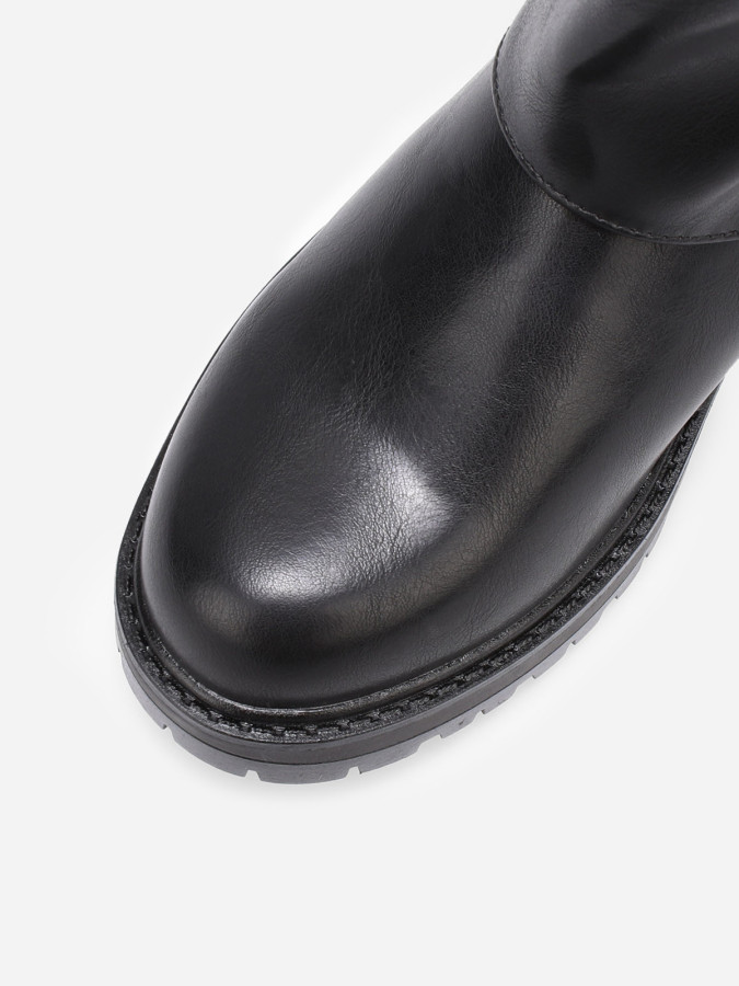 Bottes crantées à revers