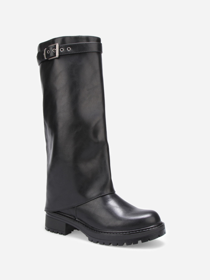 Bottes crantées à revers