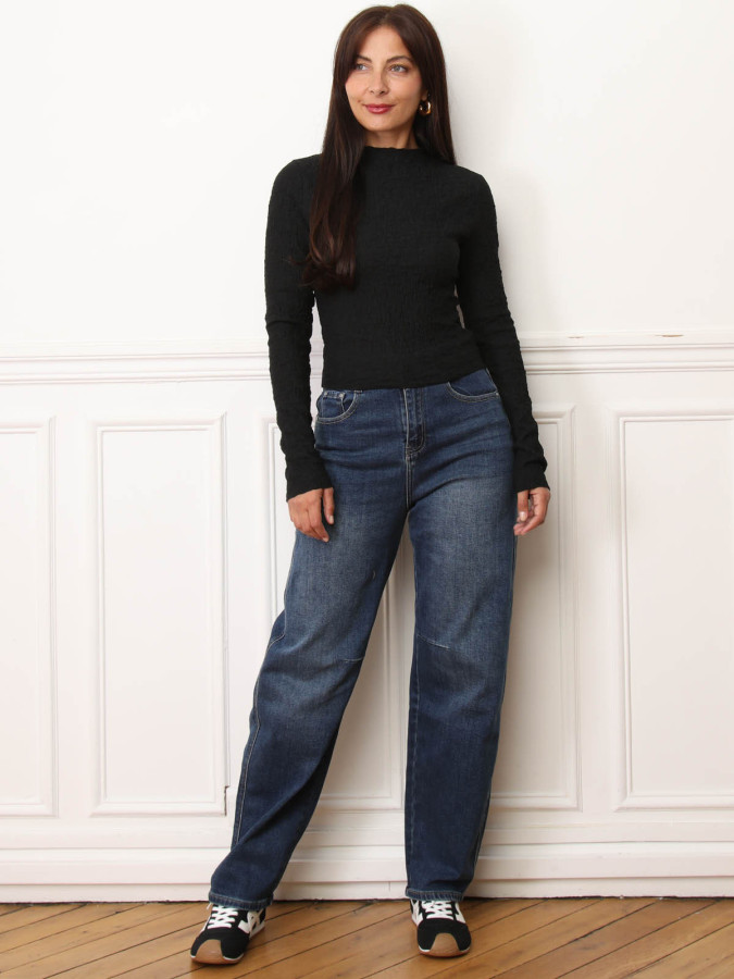 Top texturé noir à manches longues