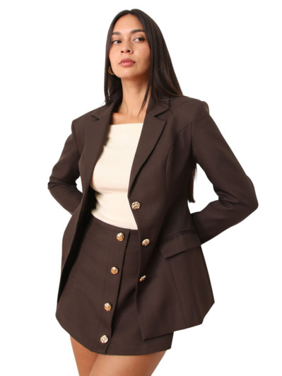 Veste de tailleur cintrée à boutons dorés