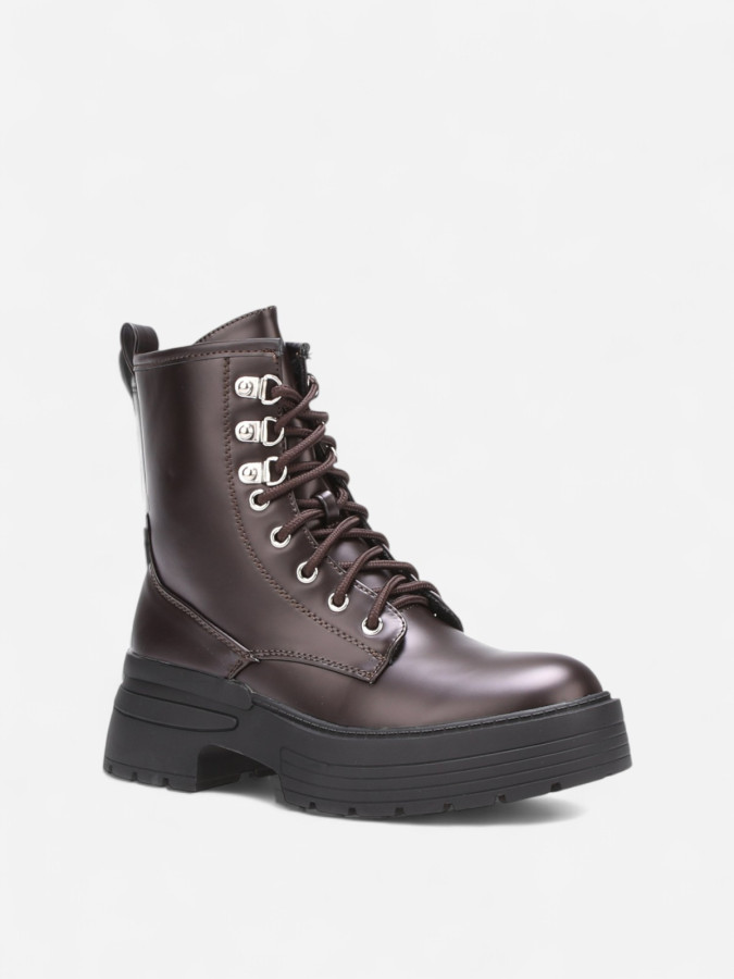 Rangers à lacets et plateforme