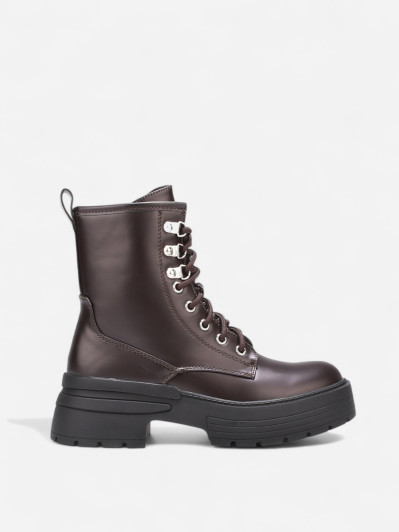 Rangers à lacets et plateforme