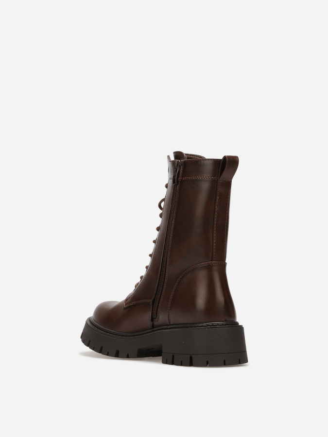 Rangers à lacets marron