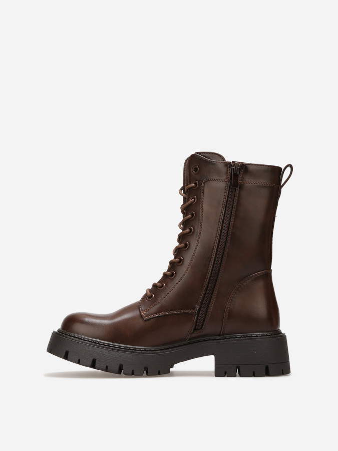 Rangers à lacets marron