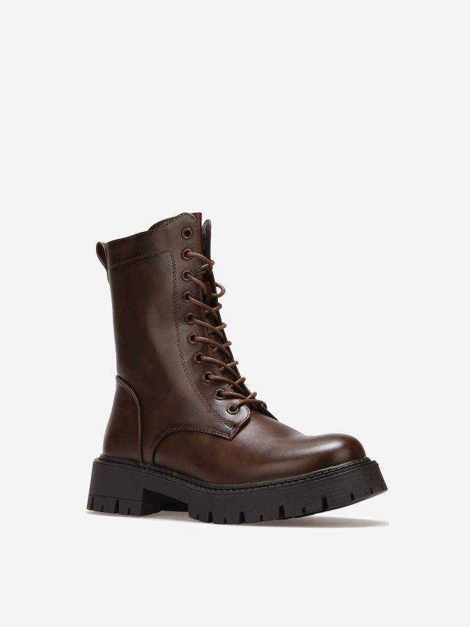 Rangers à lacets marron