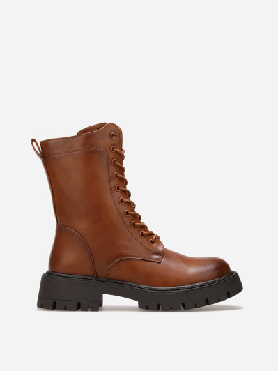 Rangers à lacets camel