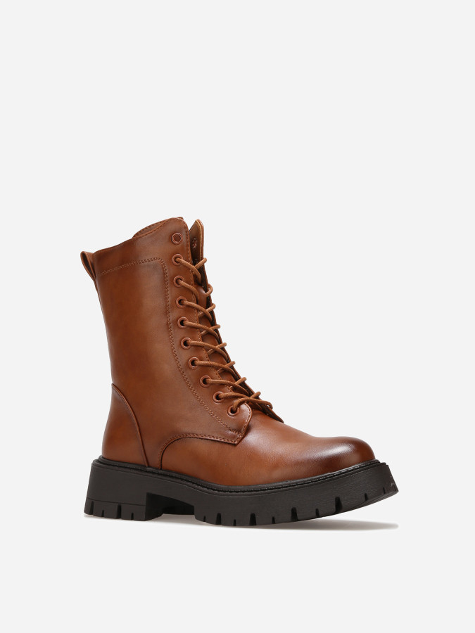 Rangers à lacets camel