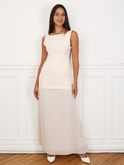 Robe longue blanc cassé sans manches plissée