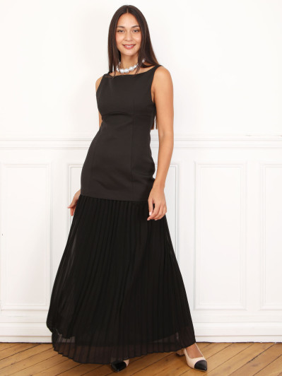 Robe longue noire sans manches plissée - glamour chic