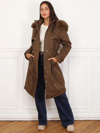 Parka mi-longue à capuche en fausse fourrure marron