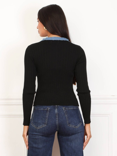 Pull à détails denim et boutons officier