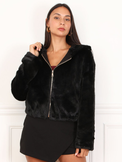 Veste courte en fausse fourrure