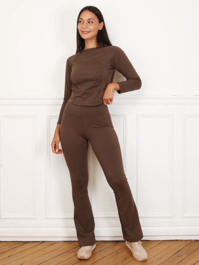Ensemble sportswear top et pantalon flare marron