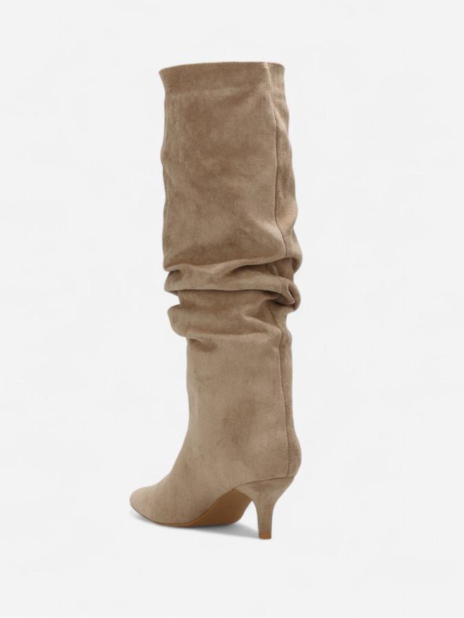 Bottes hautes slouchy kitten heel couleur taupe