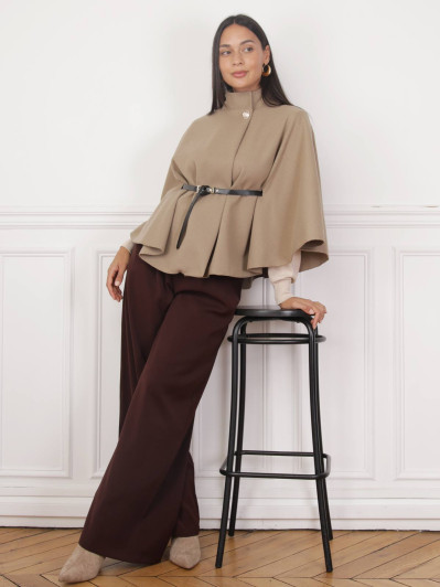 Cape ceinturée avec boutons