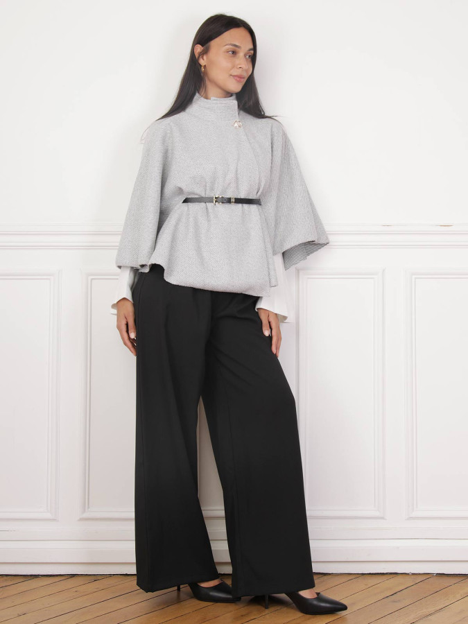 Cape ceinturée avec boutons