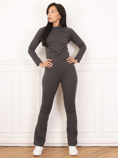 Ensemble sportswear top et pantalon flare gris