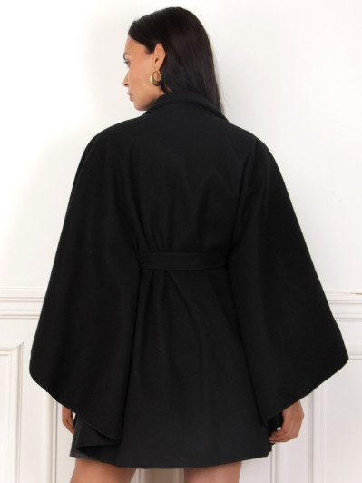 Manteau cape ceinturée noire