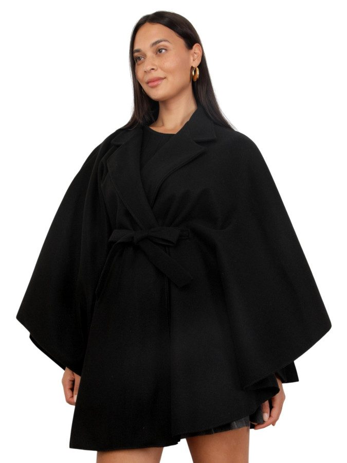 Manteau cape ceinturée noire