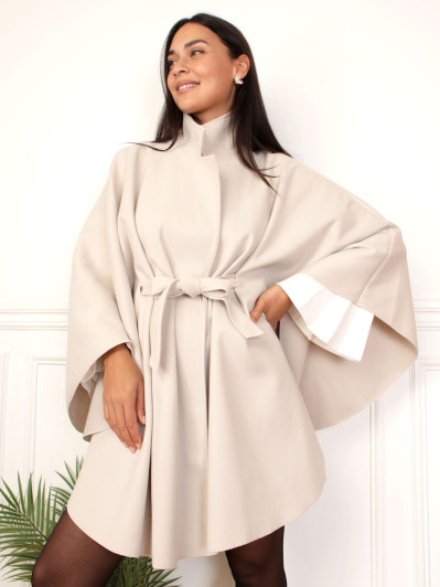 Manteau cape ceinturée beige