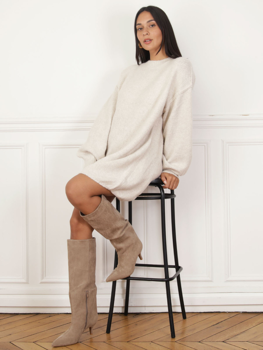 Pull Robe Large Robe pull beige ample à coutures apparentes