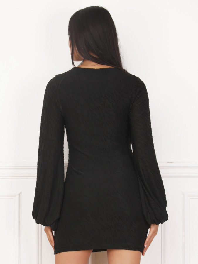 Robe de soirée noire à motif en relief