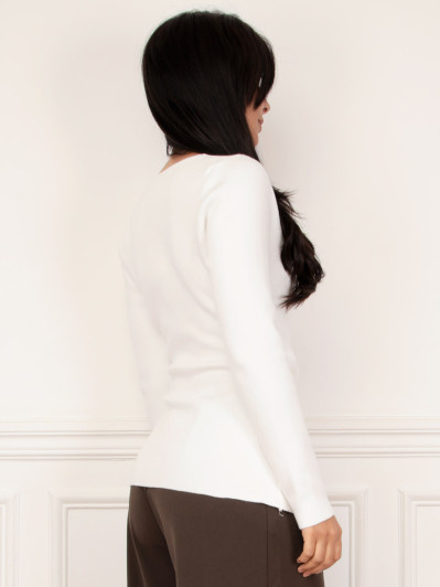 Top cache-cœur blanc avec bijou coquillage