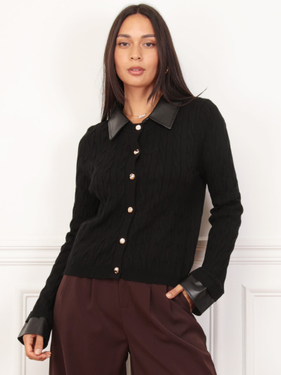 Cardigan en maille torsadée noire et détails en simili