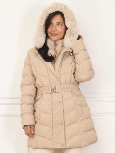 Doudoune à capuche fausse fourrure ceinturée