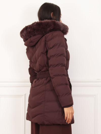 Doudoune à capuche fausse fourrure ceinturée