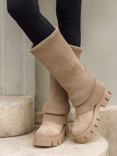 Bottes en maille cotelée taupe et plateforme chunky