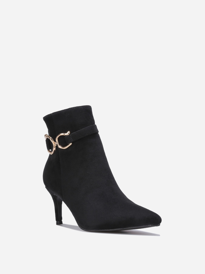 Bottines pointues à boucle métallique