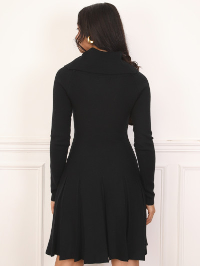 Robe patineuse à col drapé