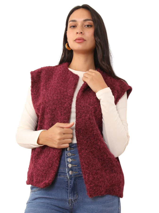 Gilet sans manches duveteux bordeaux à poches